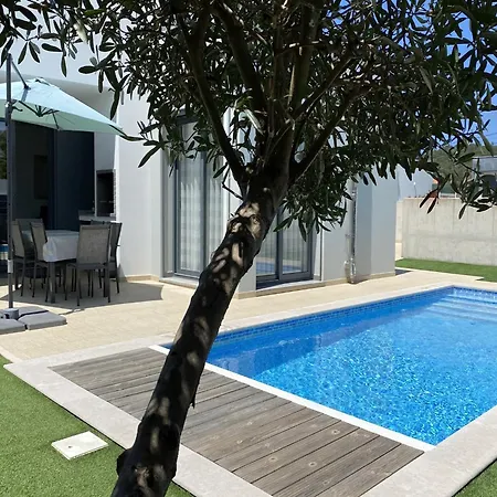 Villa Near Obidos Lagoon And Surf Beaches, Cleaning Included Foz do Arelho