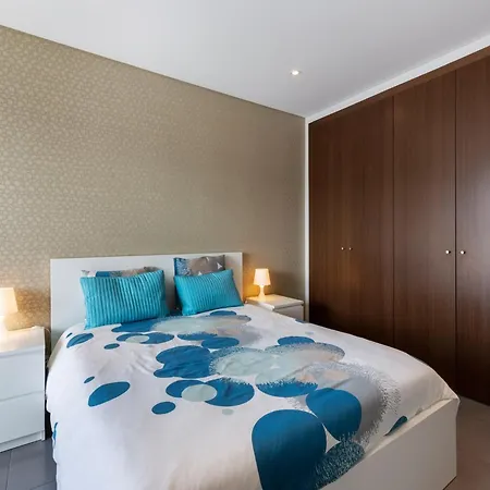 Near Obidos Lagoon And Surf Beaches, Cleaning Included