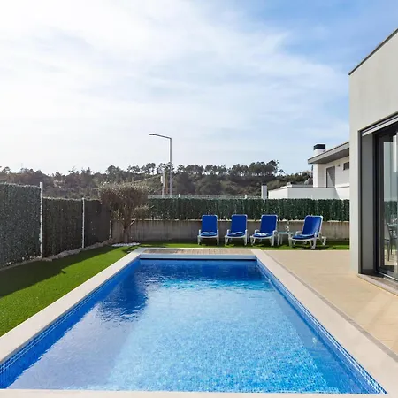 Near Obidos Lagoon And Surf Beaches, Cleaning Included Foz do Arelho