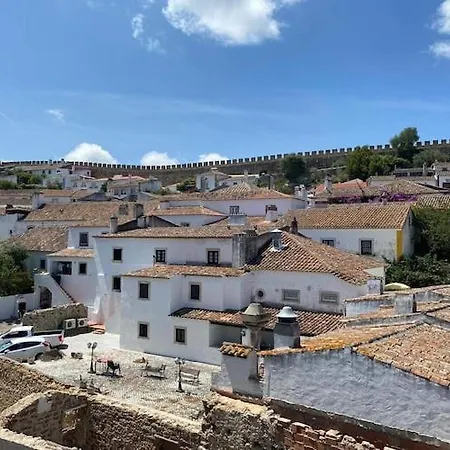 Near Obidos Lagoon And Surf Beaches, Cleaning Included